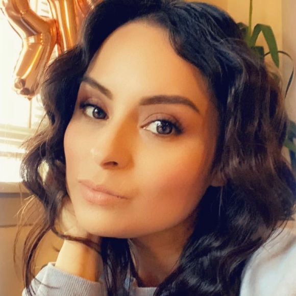 Meet your Posher, Rita - Picture 1 of 1